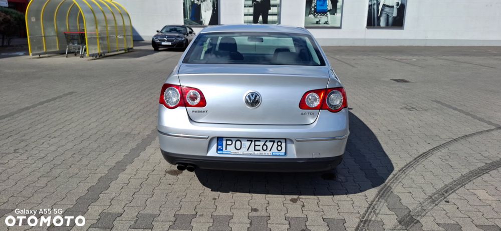 Volkswagen Passat 2.0 TDI DPF Comfortline - 9