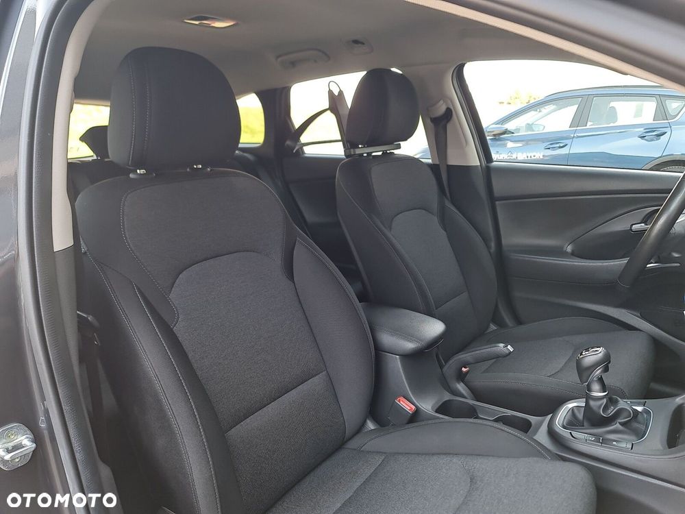 Hyundai i30 1.0 T-GDI Smart - 26