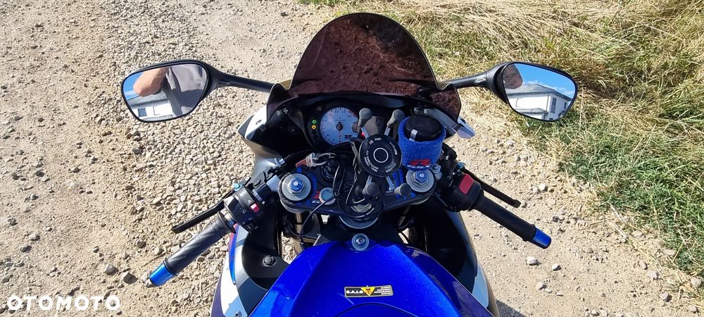 Suzuki GSX-R - 21