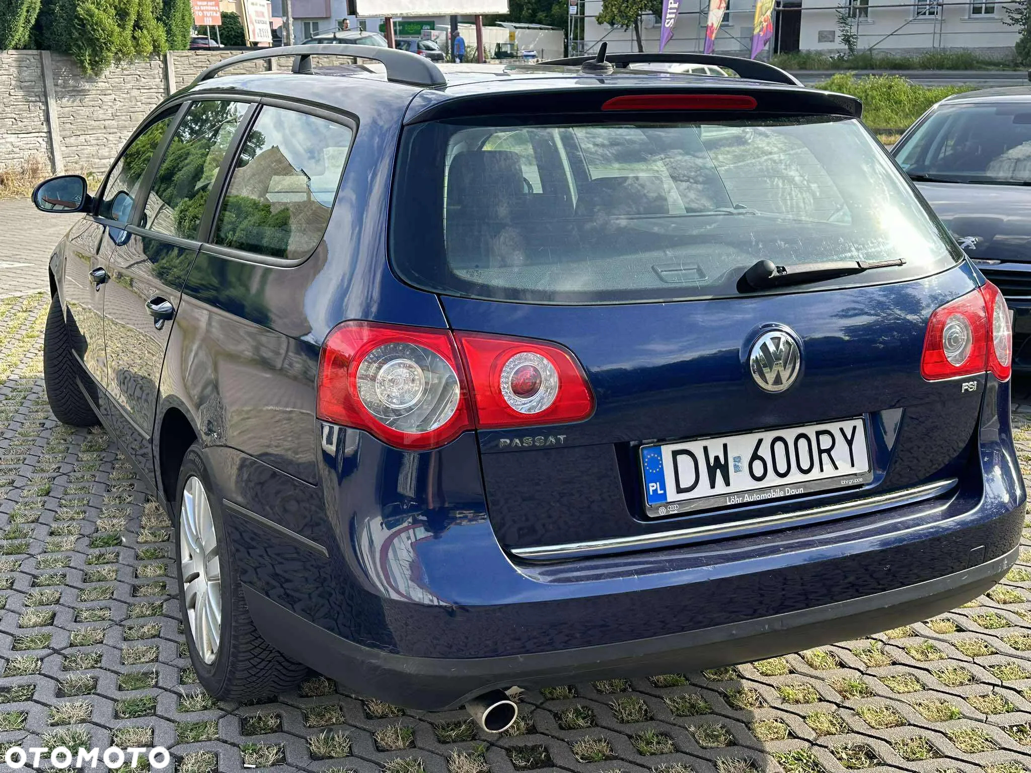 Volkswagen Passat 1.6 FSI Comfortline - 4