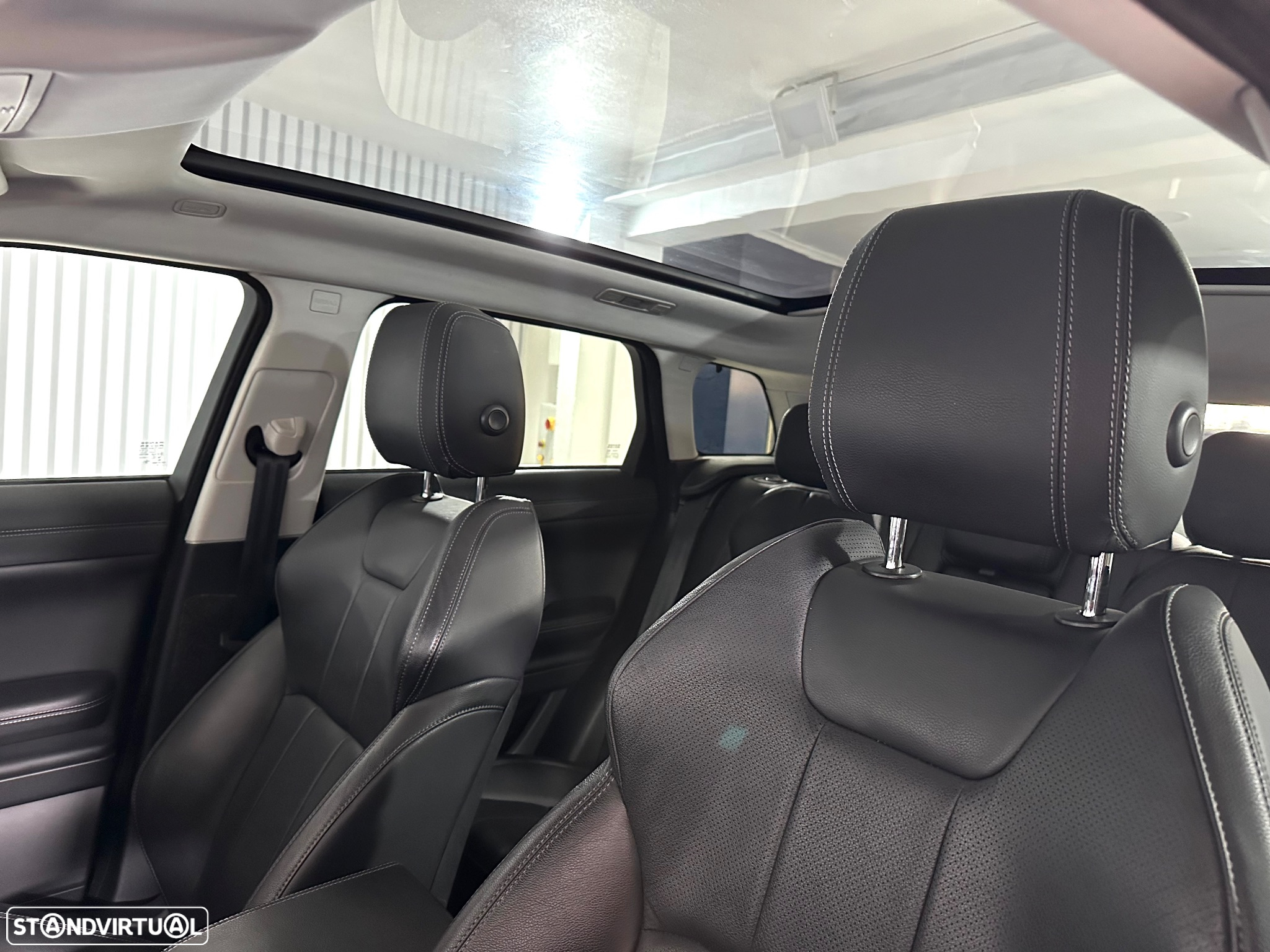 Land Rover Range Rover Evoque 2.0 eD4 SE Dynamic - 15