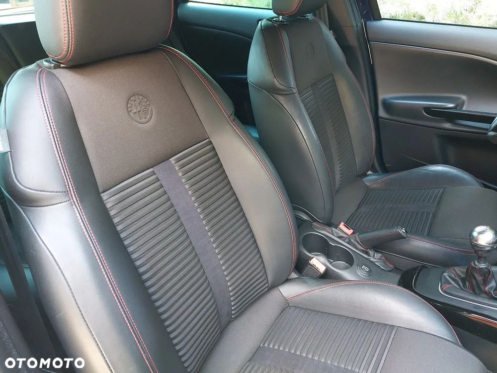 Alfa Romeo Giulietta 1.4 TB Distinctive - 14