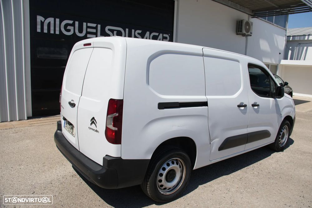 Citroën Berlingo Maxi Longa 1.5BlueHDI 102v 3Lugares - 4