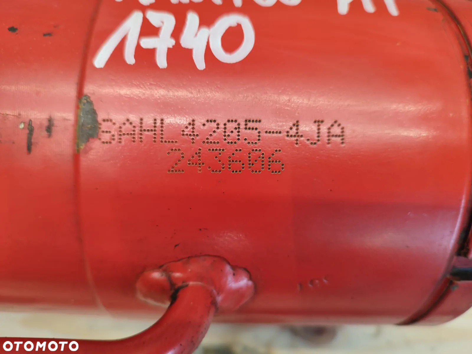 Zawór 05424B100220000 siłownika poziomowania osi MANITOU MT1440 - 10