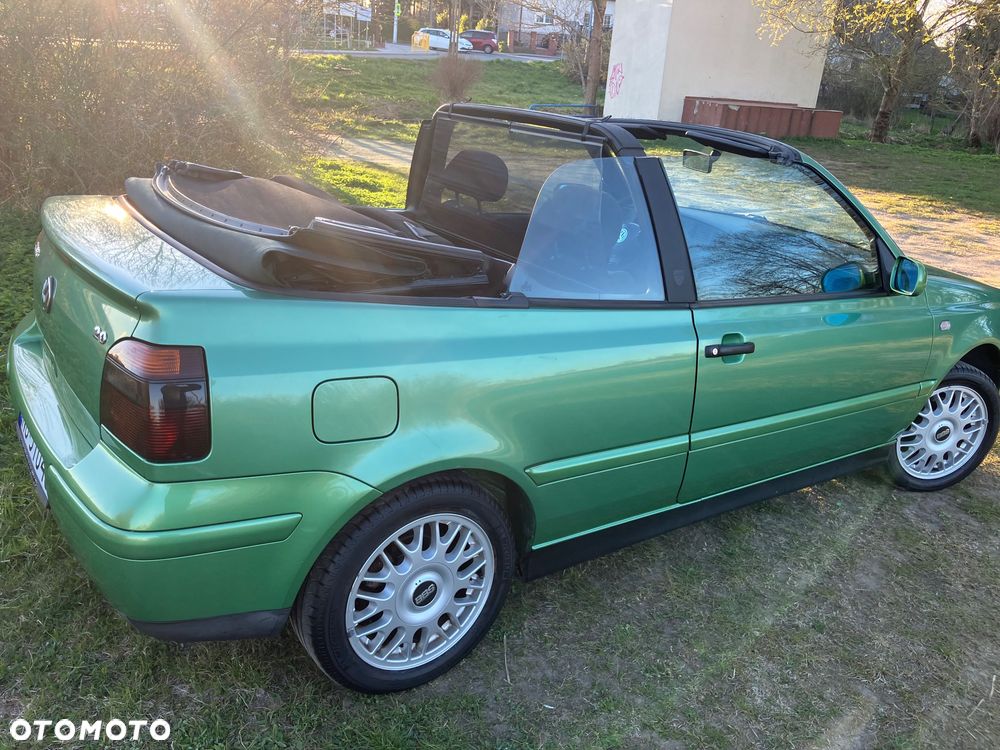 Volkswagen Golf - 24