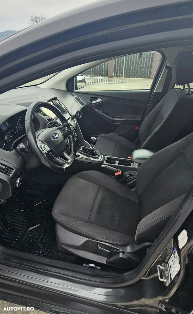 Ford Focus 1.5 TDCi Trend - 6