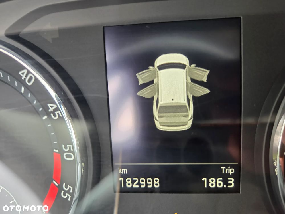 Skoda Octavia 2.0 TDI DSG Clever - 23