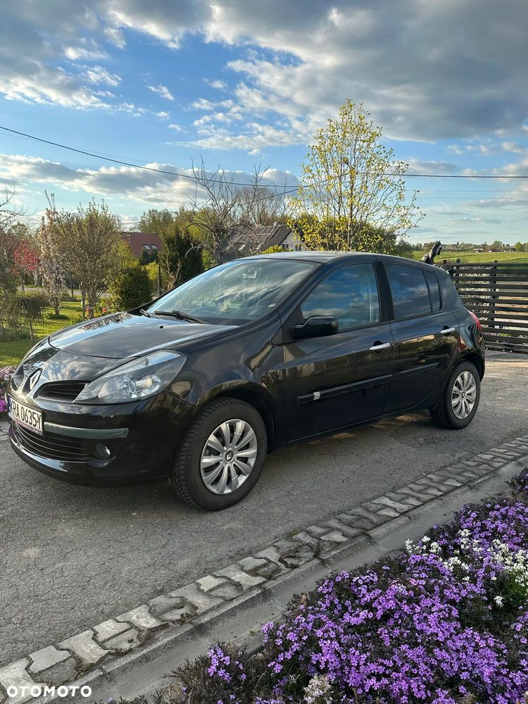 Renault Clio 1.2 16V Authentique - 3