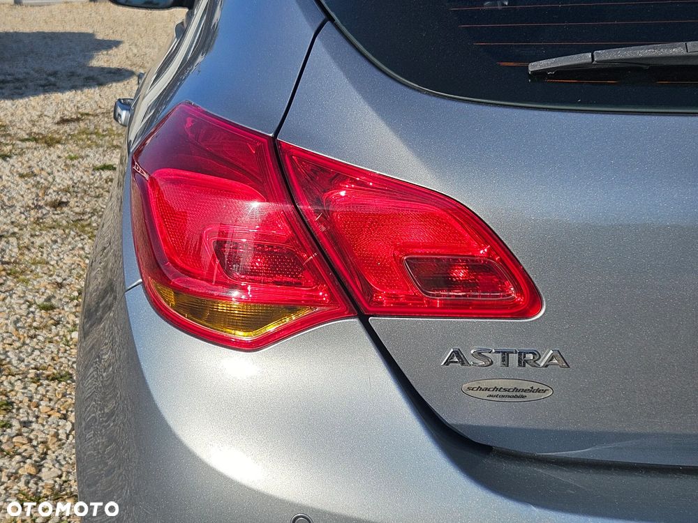 Opel Astra III 1.6 Enjoy - 17