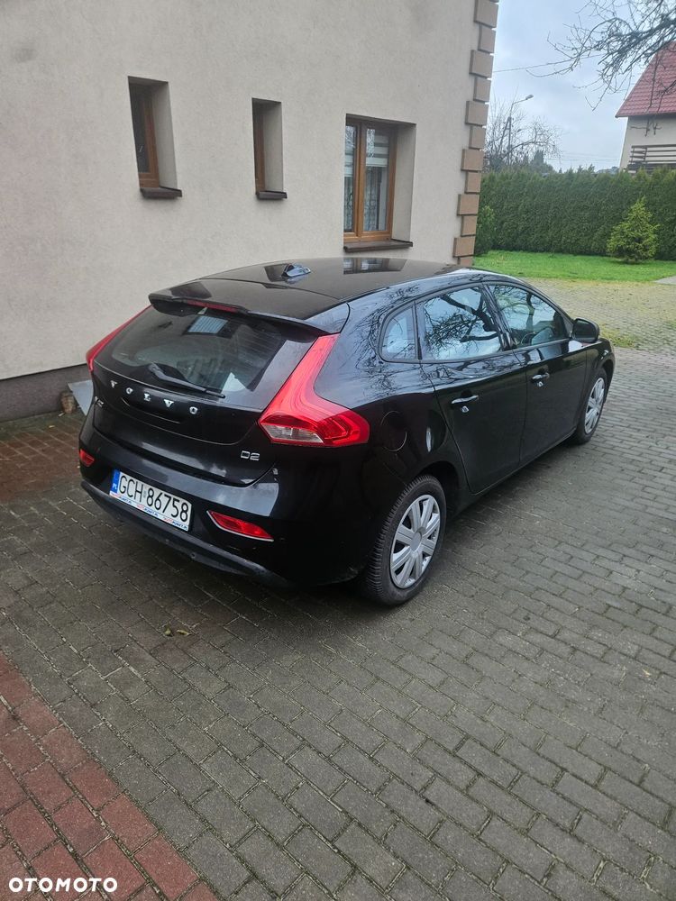 Volvo V40 D2 - 10