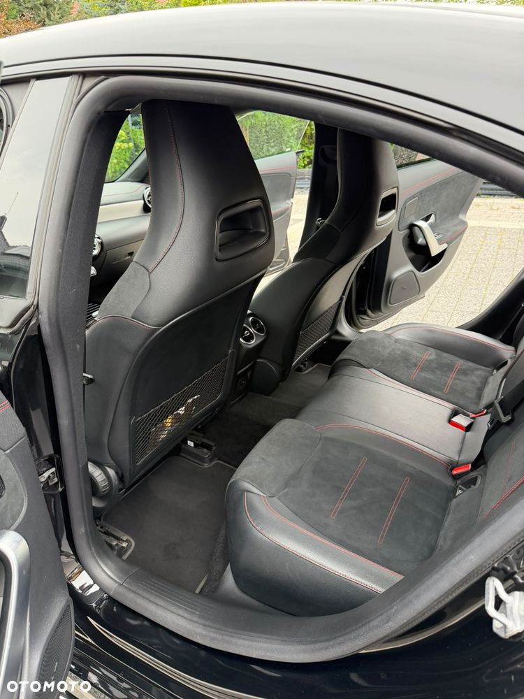 Mercedes-Benz CLA - 6