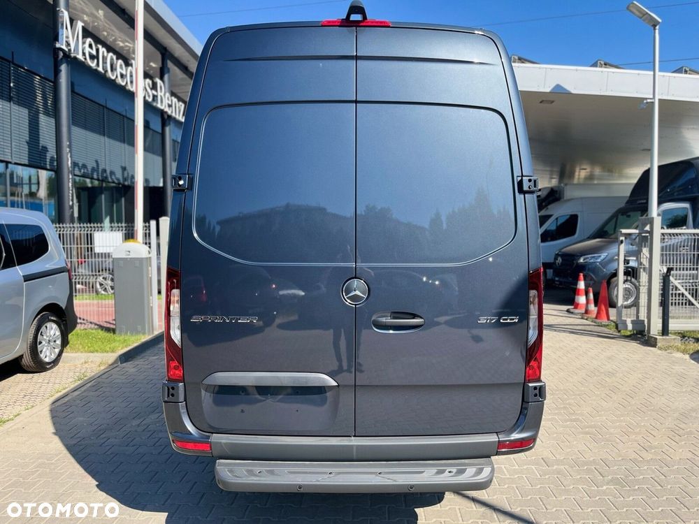 Mercedes-Benz Sprinter Sprinter - 4