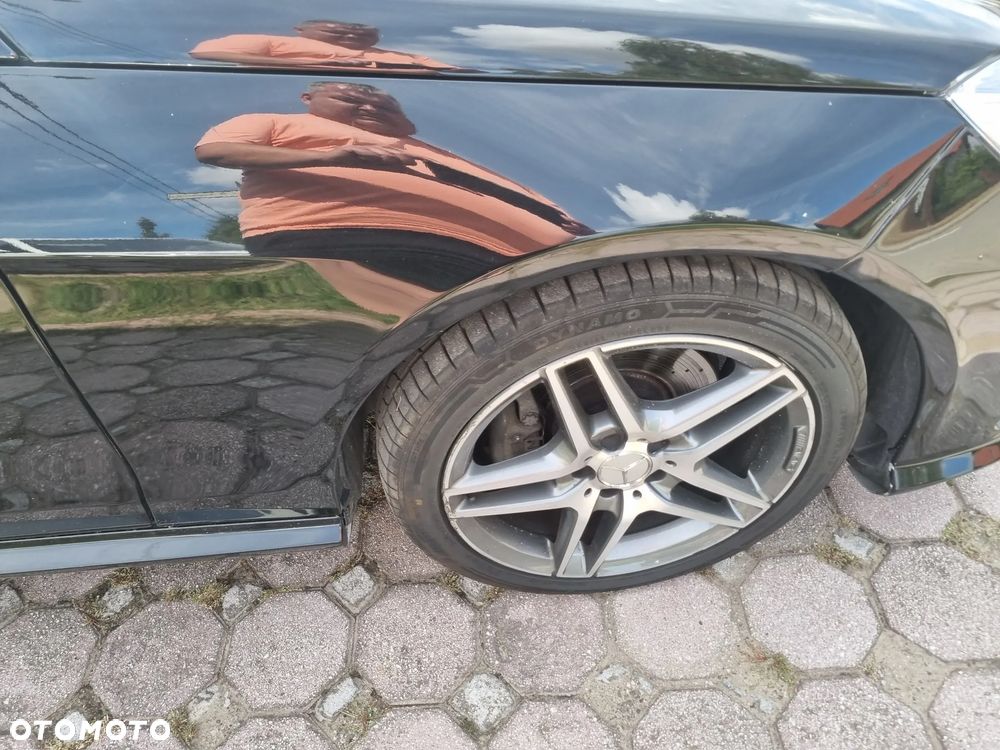 Mercedes-Benz Klasa E 350 CDI DPF 4Matic BlueEFFICIENCY 7G-TRONIC Avantgarde - 23