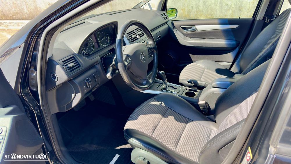 Mercedes-Benz A 150 Avantgarde Automatic - 6