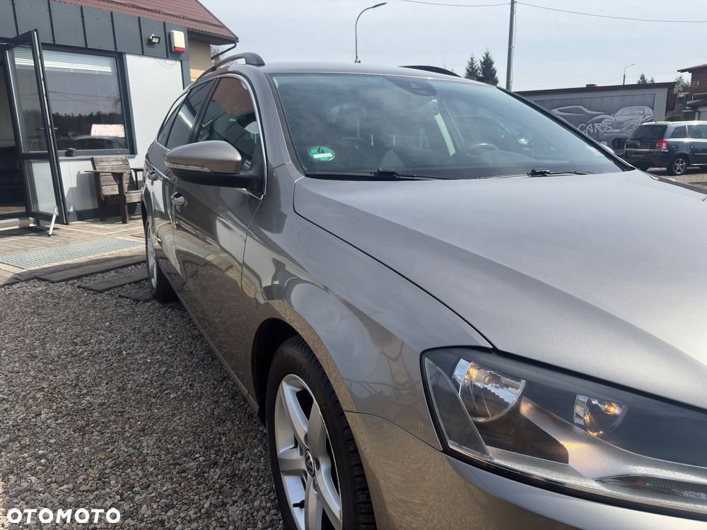 Volkswagen Passat 2.0 TDI 4Motion BlueMotion Technol Comfortline - 8