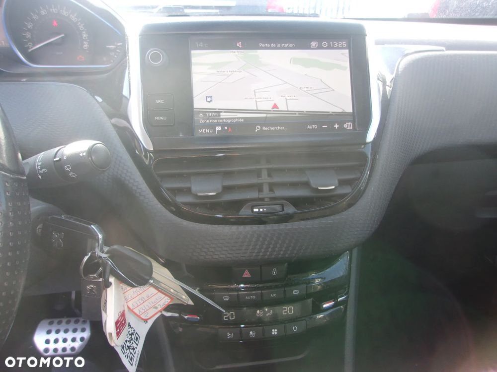 Peugeot 2008 PureTech 110 Stop&Start EAT6 Crossway - 7