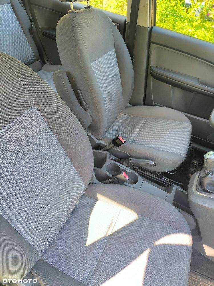 Ford C-MAX - 10