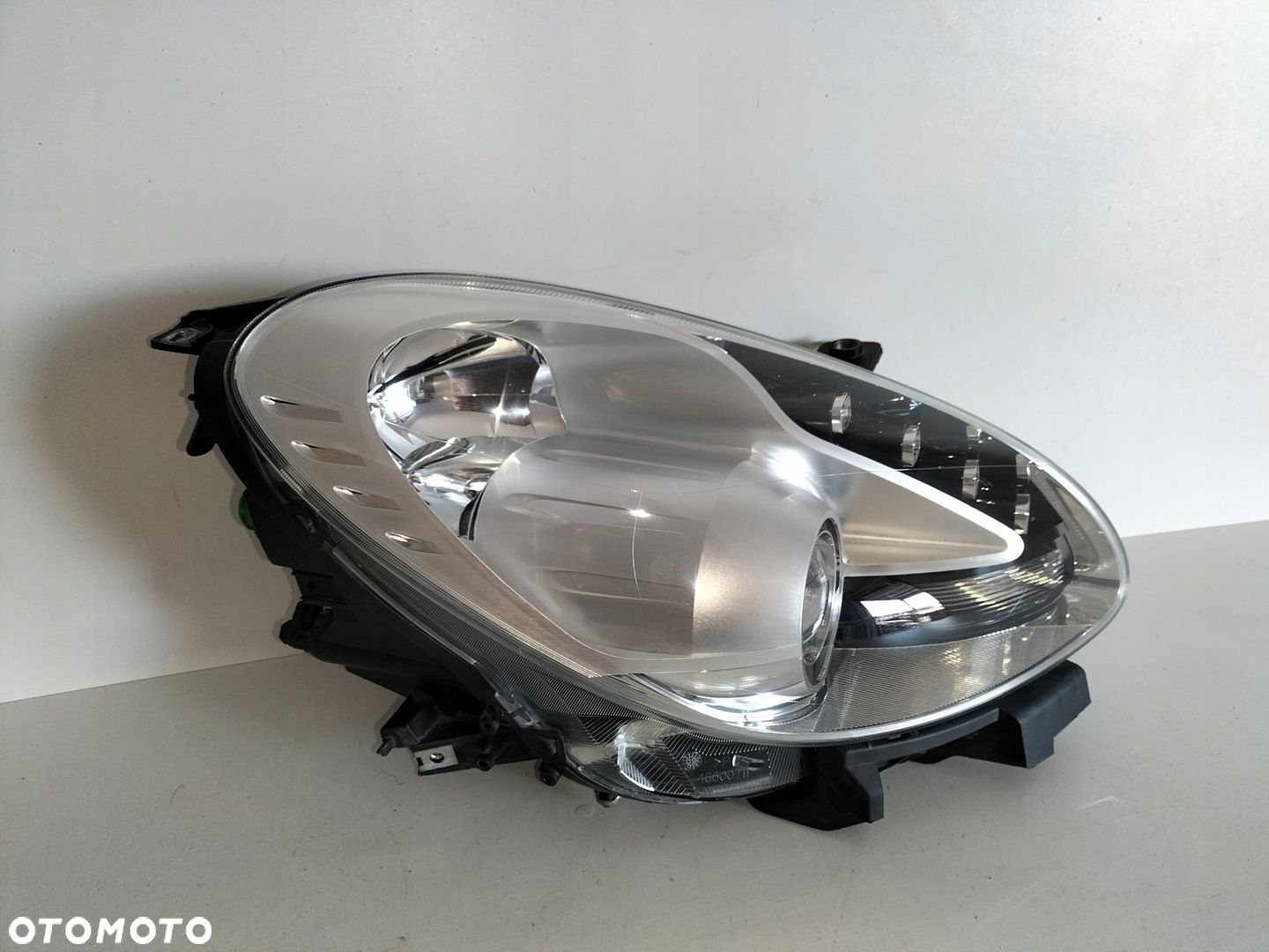 Lampa przednia reflektor prawa ALFA ROMEO GIULIETTA 10- - 3