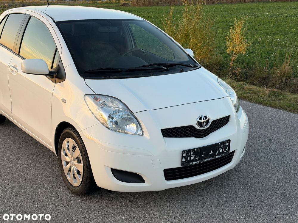 Toyota Yaris - 5