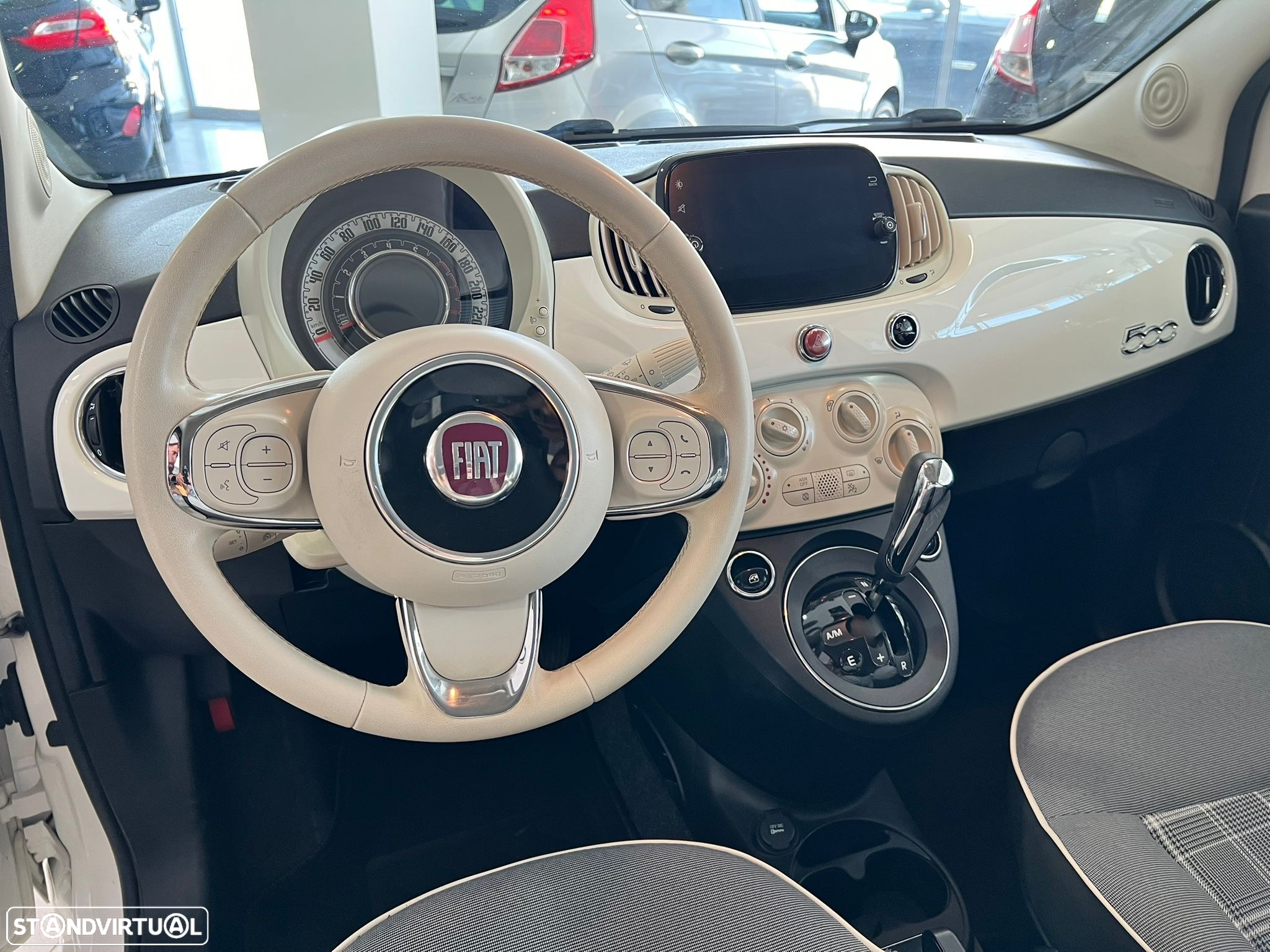 Fiat 500 1.2 Lounge Dualogic S&S - 3