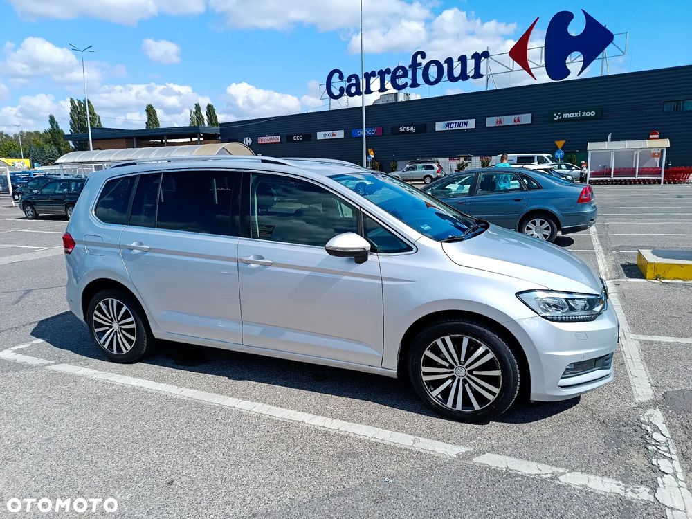 Volkswagen Touran 2.0 TDI BMT Comfortline DSG - 2