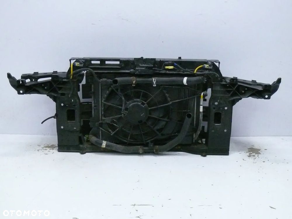 PAS PRZEDNI CHŁODNICE BELKA HYUNDAI TUCSON III 3 2015 1.6 GDI - 3