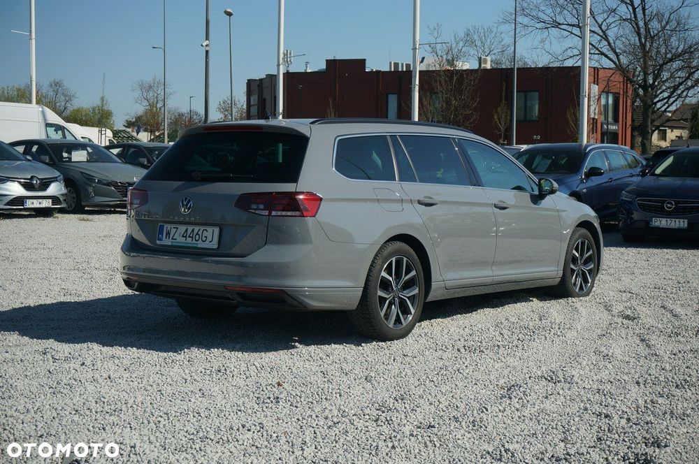 Volkswagen Passat Variant 1.5 TSI EVO Business DSG - 8