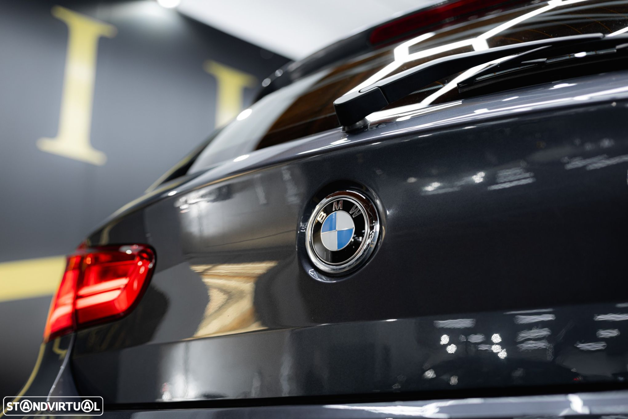 BMW 116 d Pack M - 11