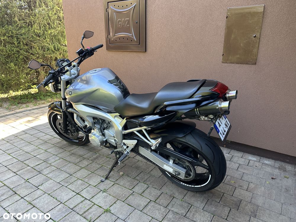 Yamaha FZ6 - 19