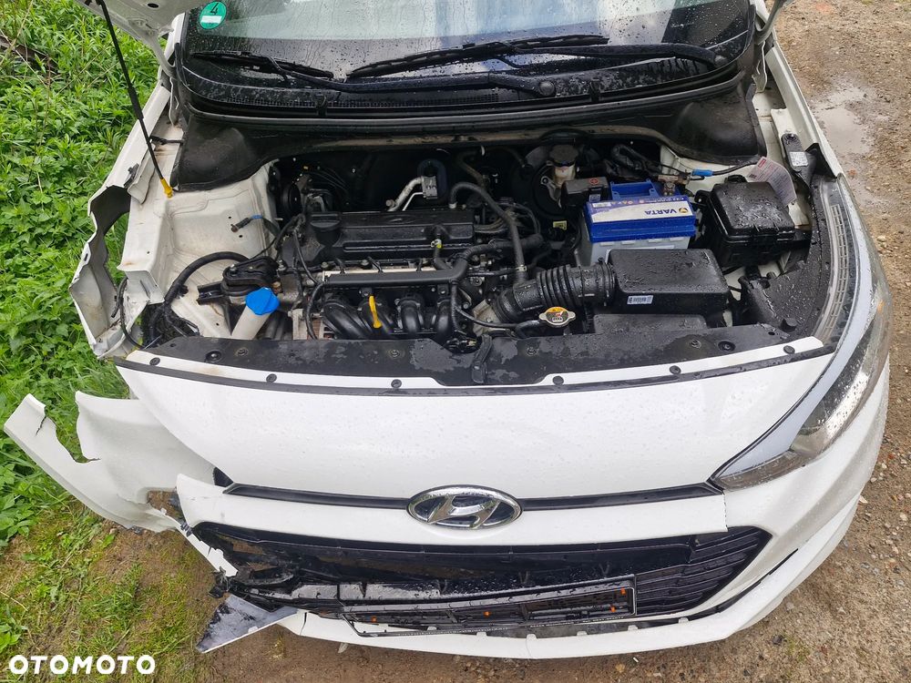 Hyundai i20 1.2 Intro Edition - 13