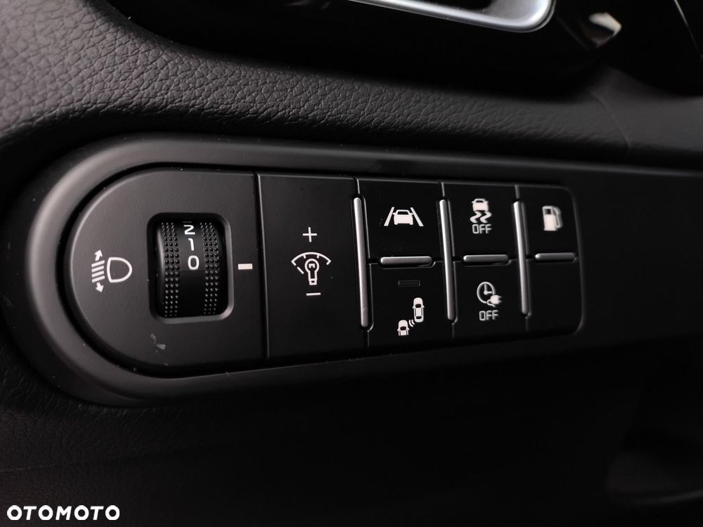 Kia XCeed 1.6 GDI PHEV L DCT - 11