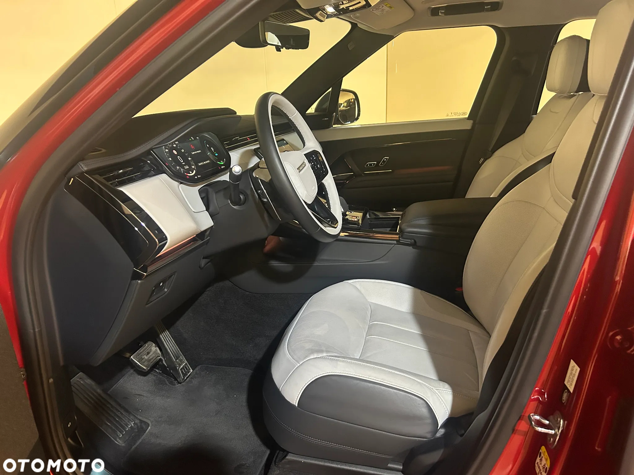Land Rover Range Rover Sport - 9