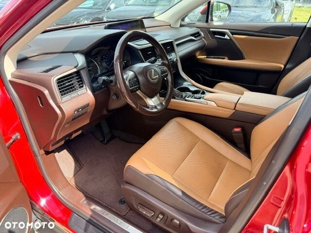 Lexus RX - 9