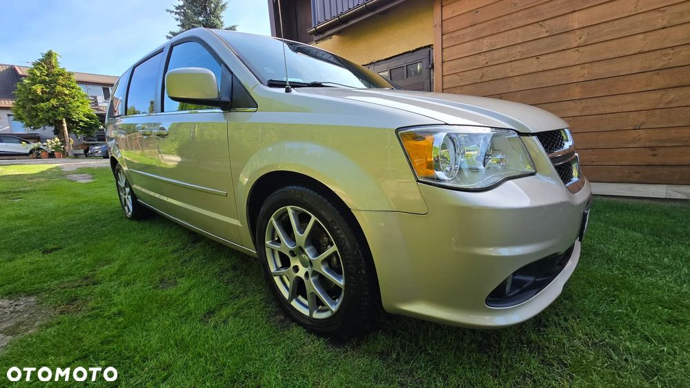 Dodge Grand Caravan 3.6 R/T - 15