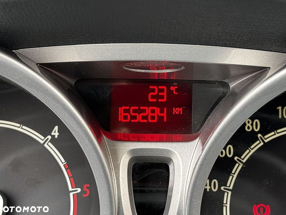 Ford Fiesta 1.6 TDCi Silver X - 16