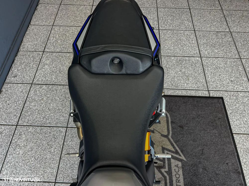 Yamaha MT-09 - 15