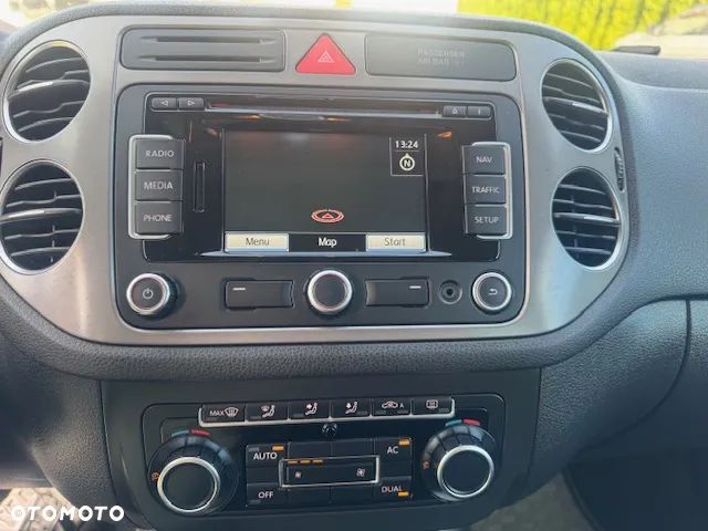 Volkswagen Tiguan - 16