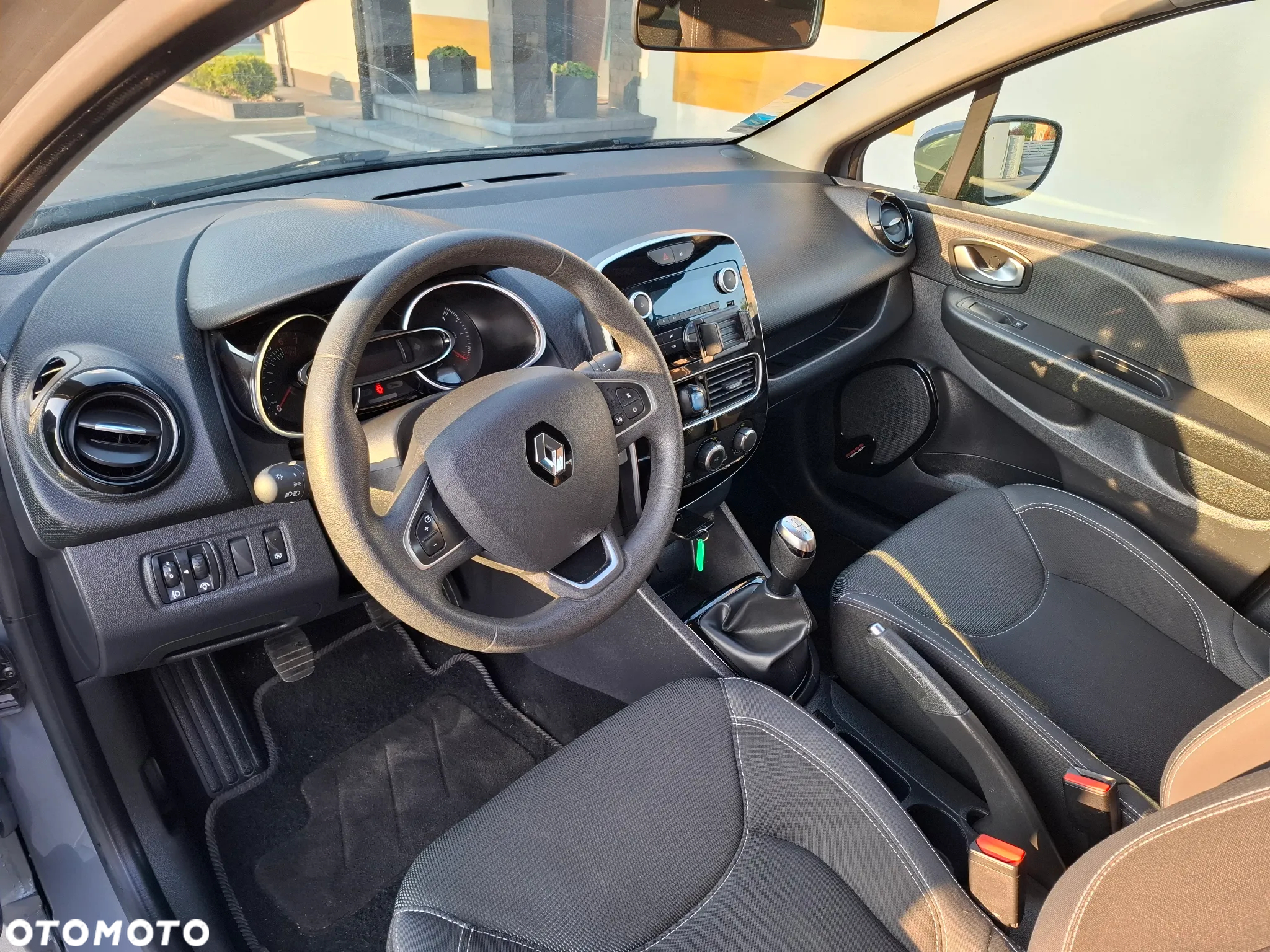 Renault Clio 0.9 Energy TCe Limited 2018 - 17