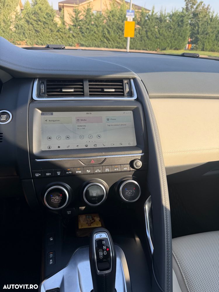 Jaguar E-Pace P200 AWD S - 2
