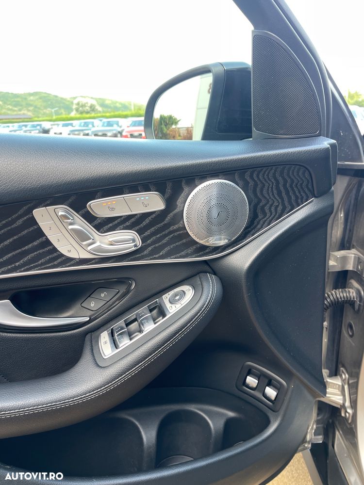 Mercedes-Benz GLC Coupe 220 d 4Matic 9G-TRONIC AMG Line - 29