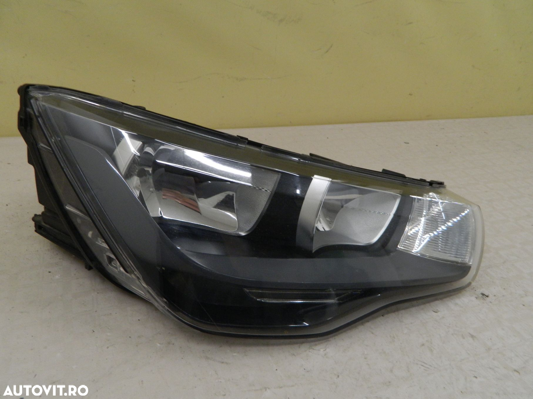Far dreapta Audi A1 Halogen, 2010, 2011, 2012, 2013, 2014, cod origine 8X0941004. - 4