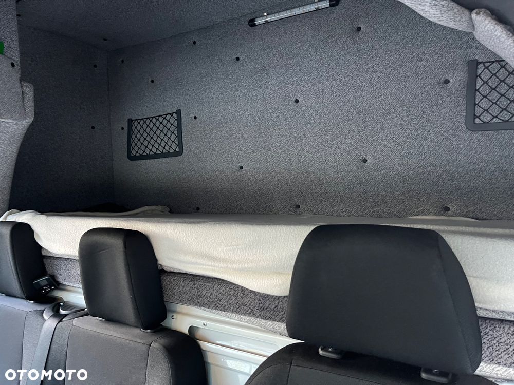Mercedes-Benz Sprinter 319 CDI V6 - 11