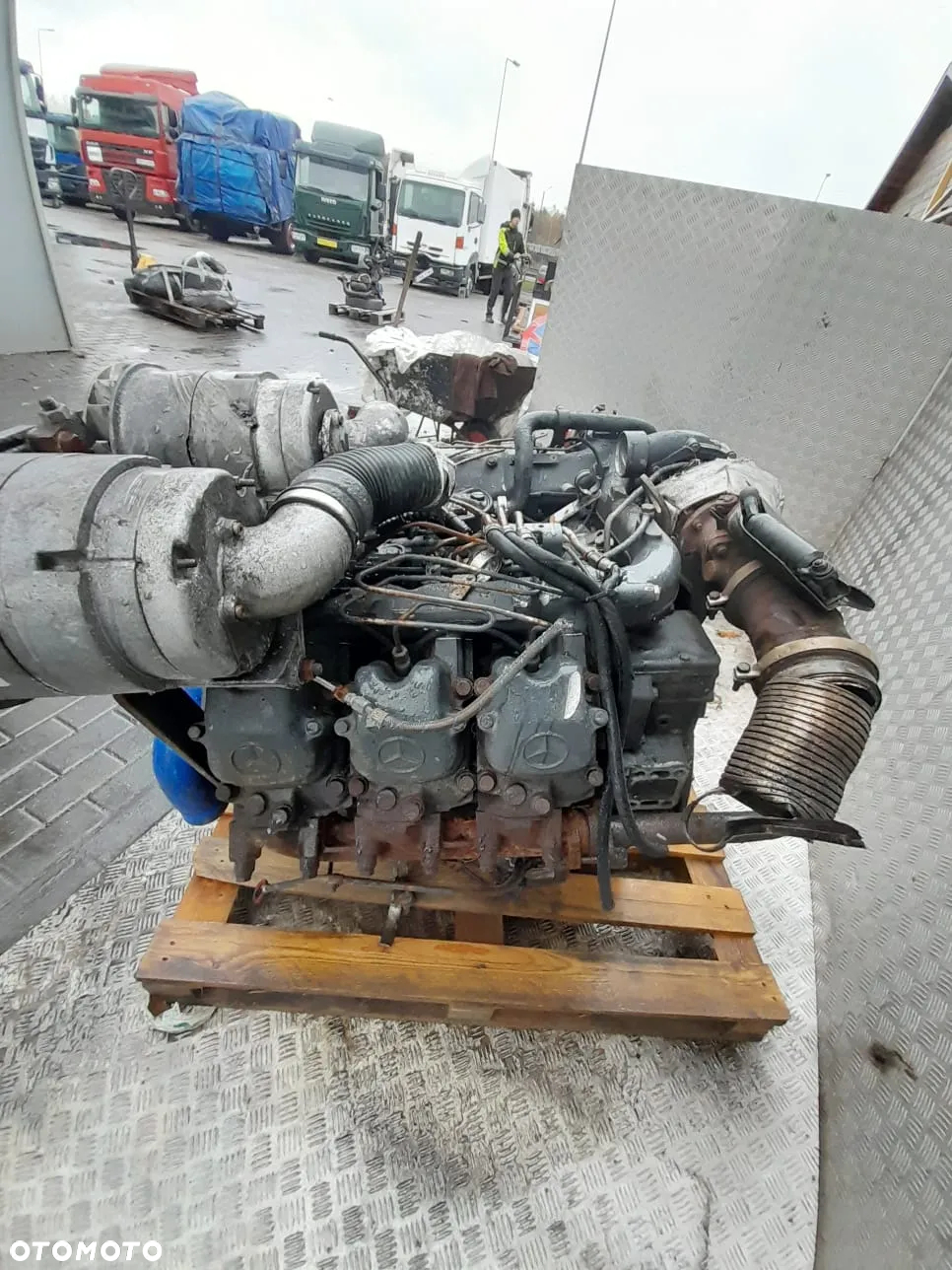 Silnik kompletny  OM441   V6 Turbo - 6