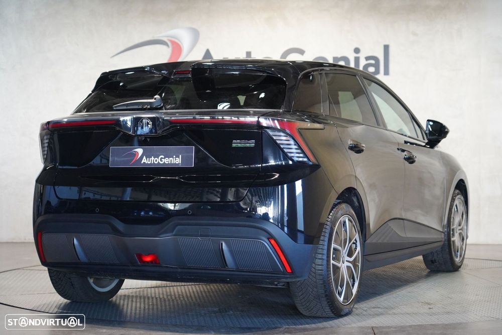 MG MG4 64 kWh Luxury - 3