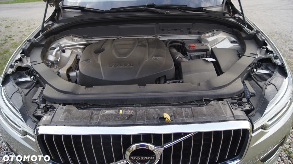 Volvo XC 60 D5 AWD Inscription - 8