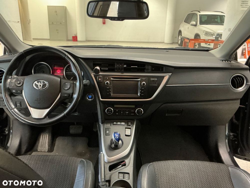 Toyota Auris 1.8 Travel - 22
