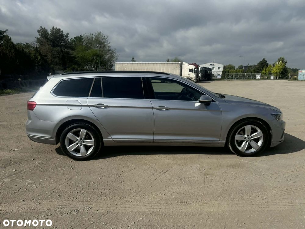 Volkswagen Passat - 2