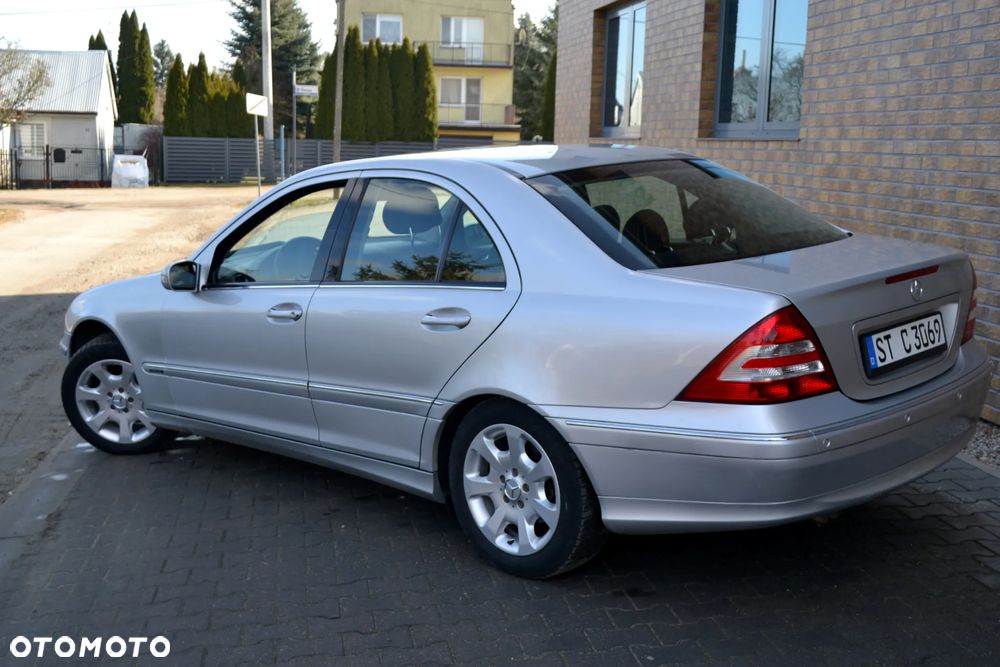 Mercedes-Benz Klasa C 200 Kompressor Automatik Elegance - 13