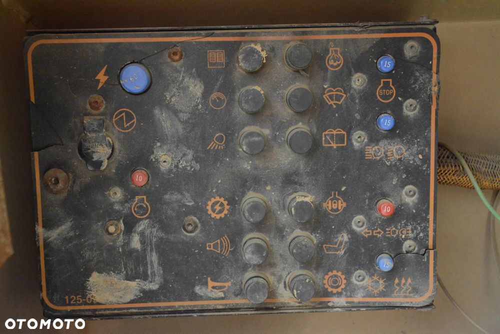 Caterpillar D400E / 1998r / 24190h / Opony 95% / Grzana paka - 21