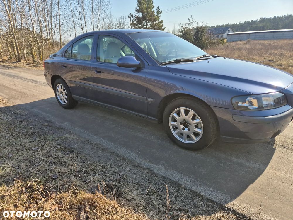 Volvo S60 2.4 Premium - 3